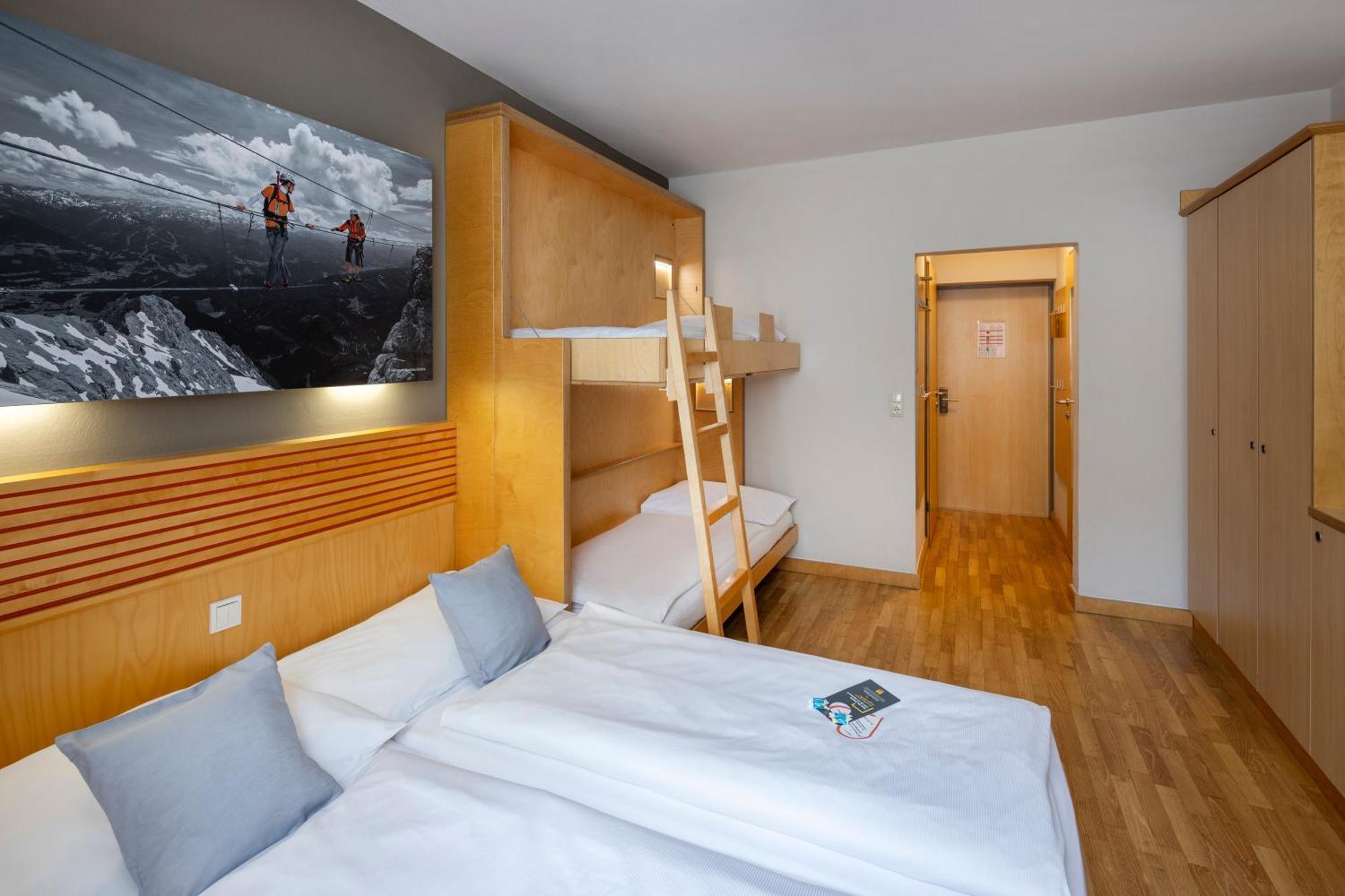 Jufa Hotel ชลัดมิง ภายนอก รูปภาพ